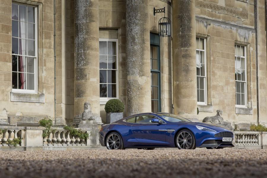  Aston Martin Vanquish 2012 года  (UK) (фото 33 из 170)